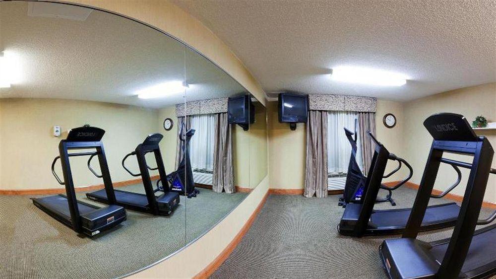 Holiday Inn Express Richmond-Brandermill-Hull Street By Ihg מראה חיצוני תמונה