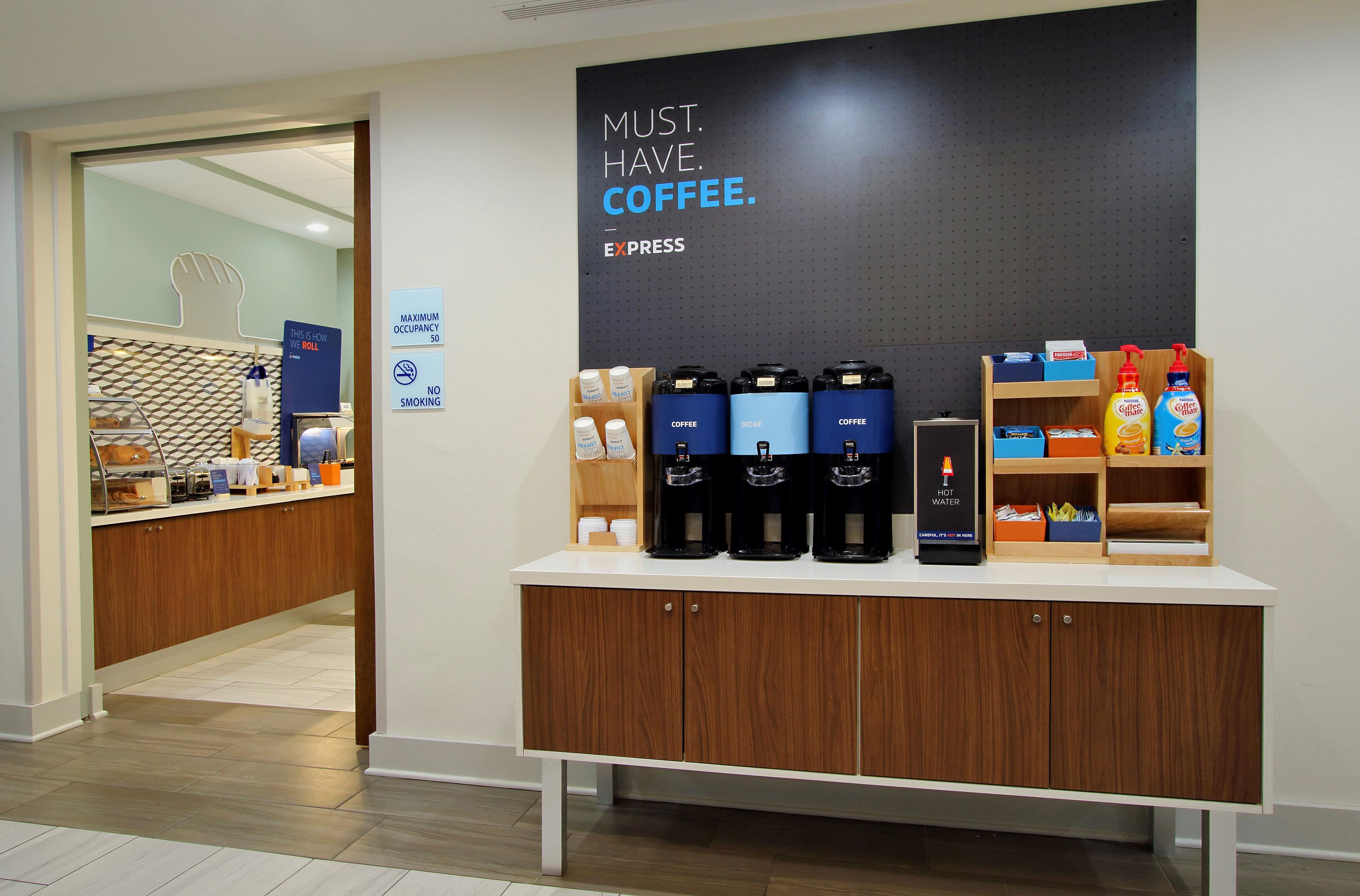Holiday Inn Express Richmond-Brandermill-Hull Street By Ihg מראה חיצוני תמונה