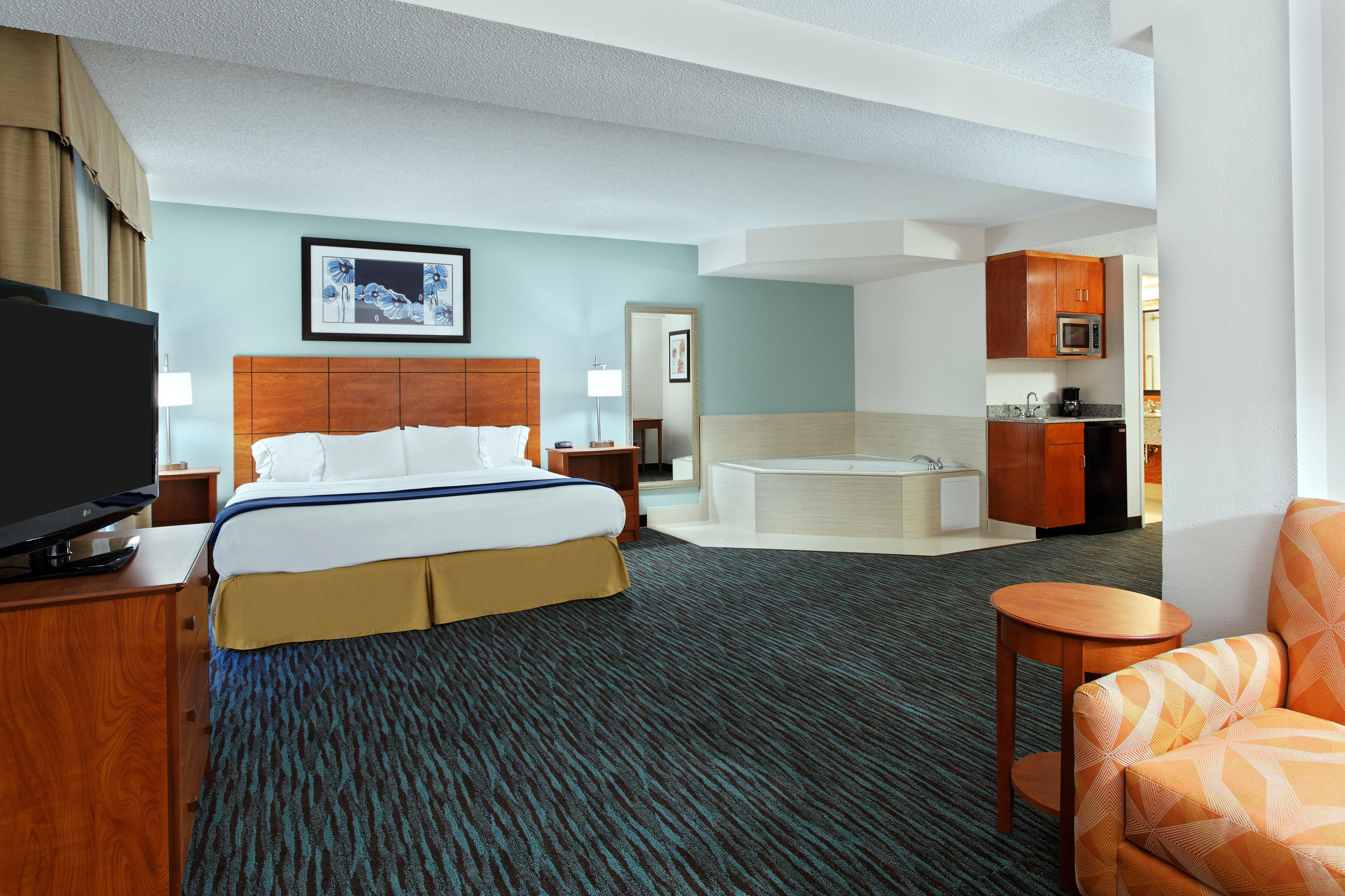 Holiday Inn Express Richmond-Brandermill-Hull Street By Ihg מראה חיצוני תמונה