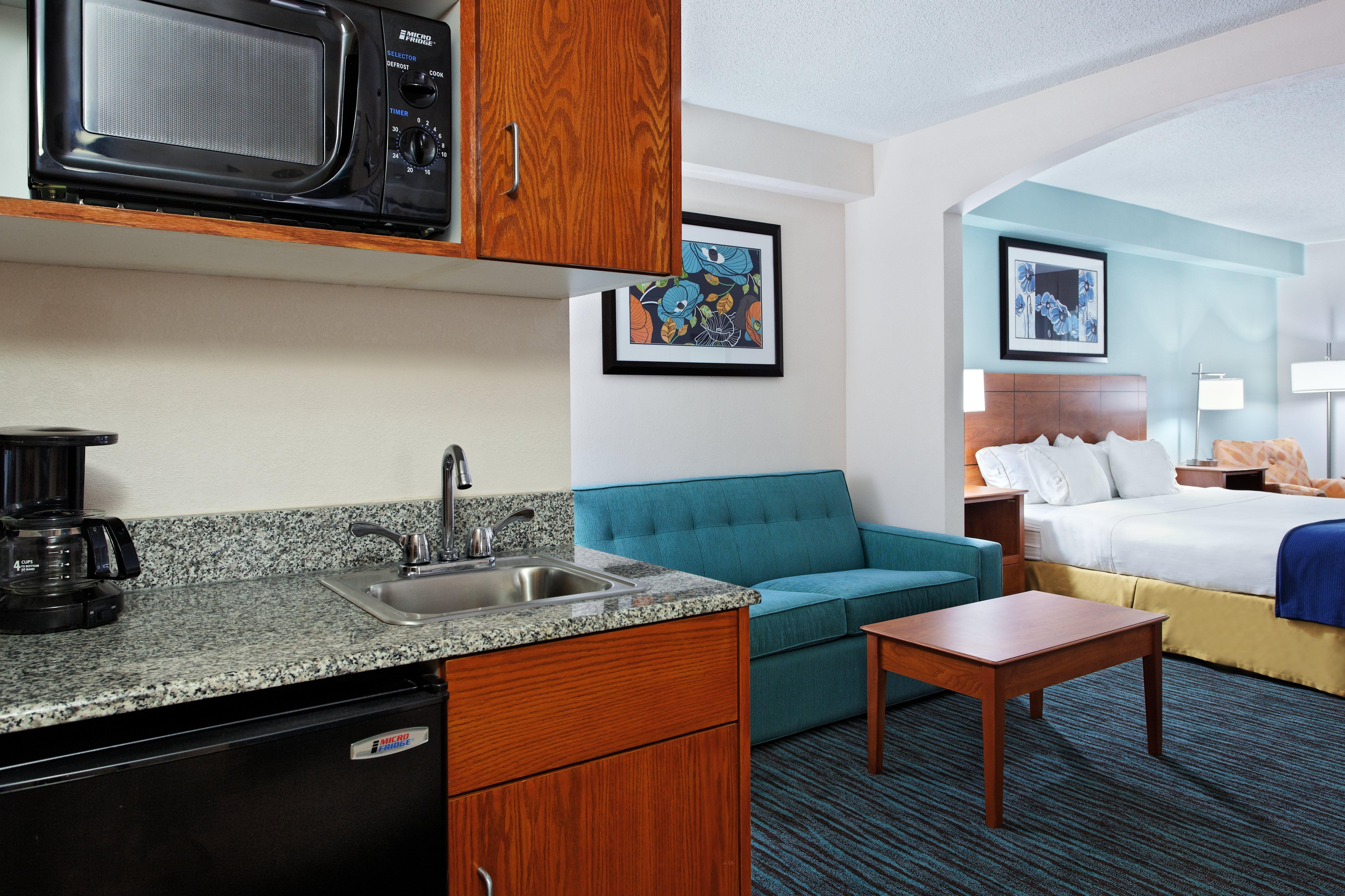 Holiday Inn Express Richmond-Brandermill-Hull Street By Ihg מראה חיצוני תמונה